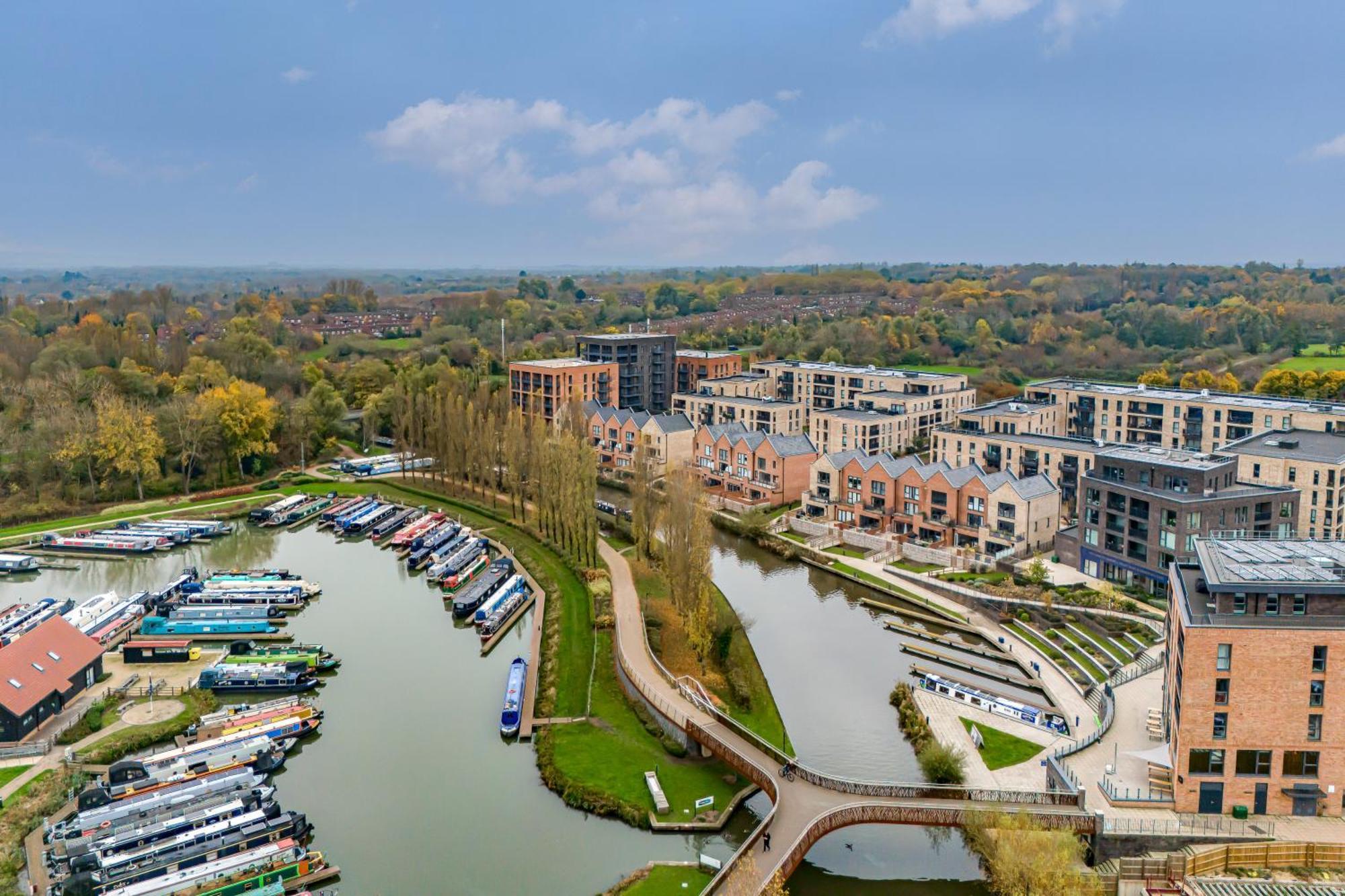 Penthouse Apartment - City Centre - Secure Parking, Balcony, Self-Check-In, Fast Wifi And Smart Tv With Netflix By Yoko Property Milton Keynes Exterior photo
