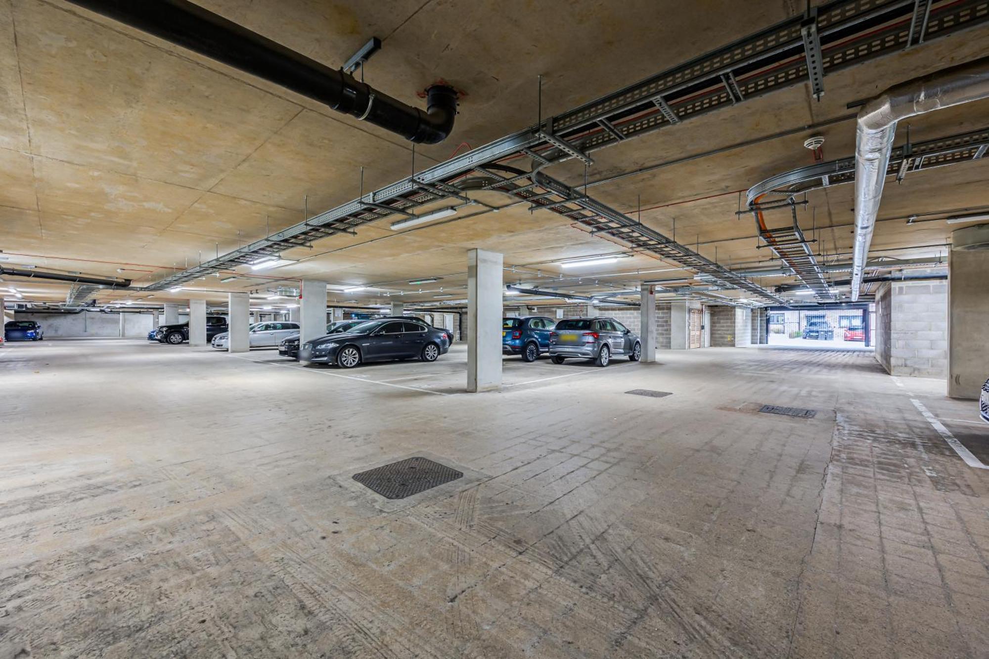 Penthouse Apartment - City Centre - Secure Parking, Balcony, Self-Check-In, Fast Wifi And Smart Tv With Netflix By Yoko Property Milton Keynes Exterior photo